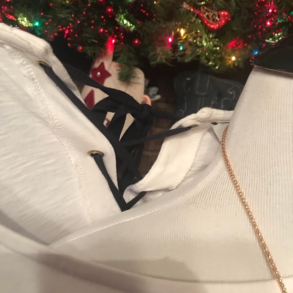 Lovely Plus Size Sweater - Picture 5 of 6